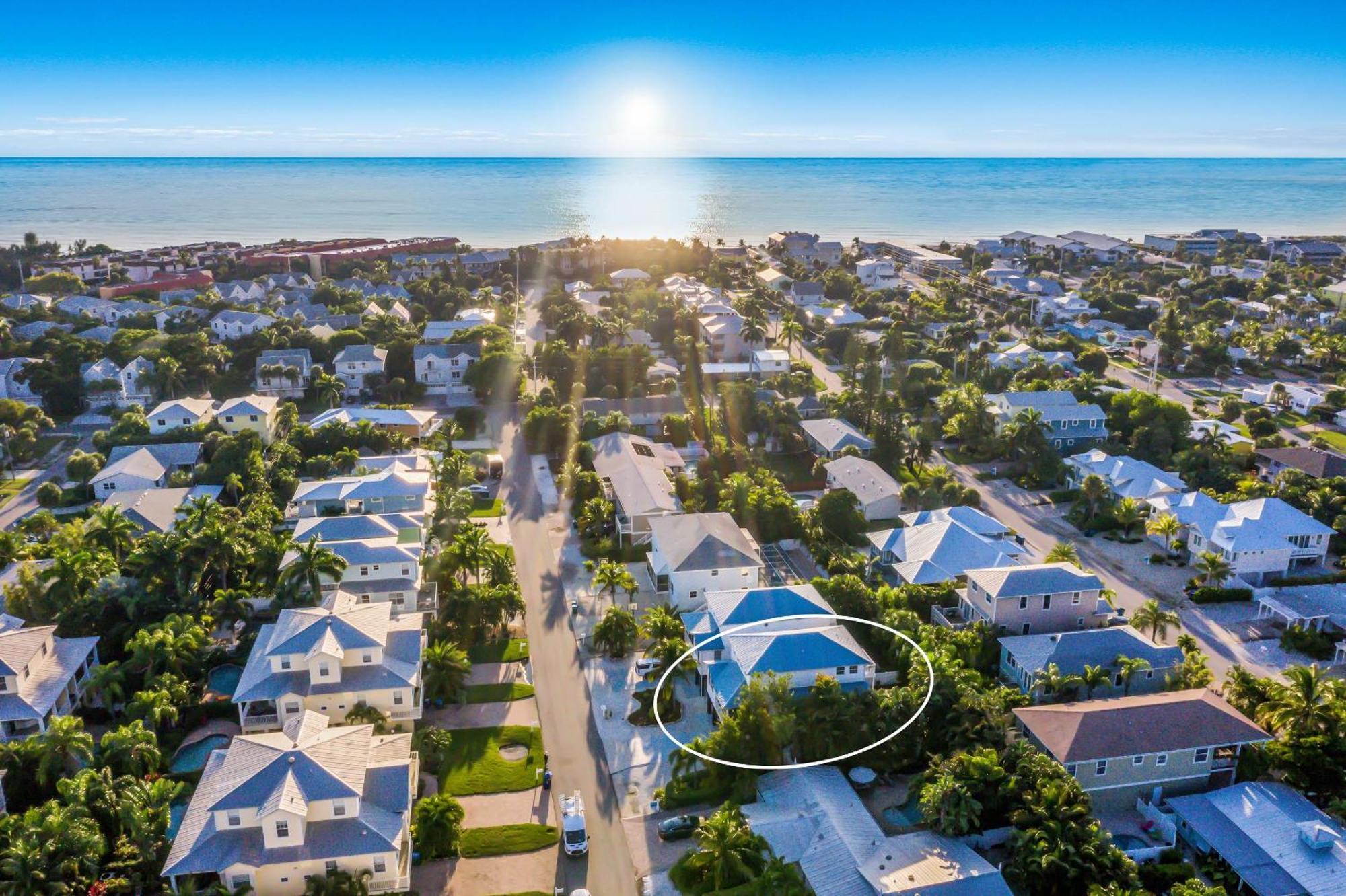 Banana Cabana Холмс-Бич Экстерьер фото